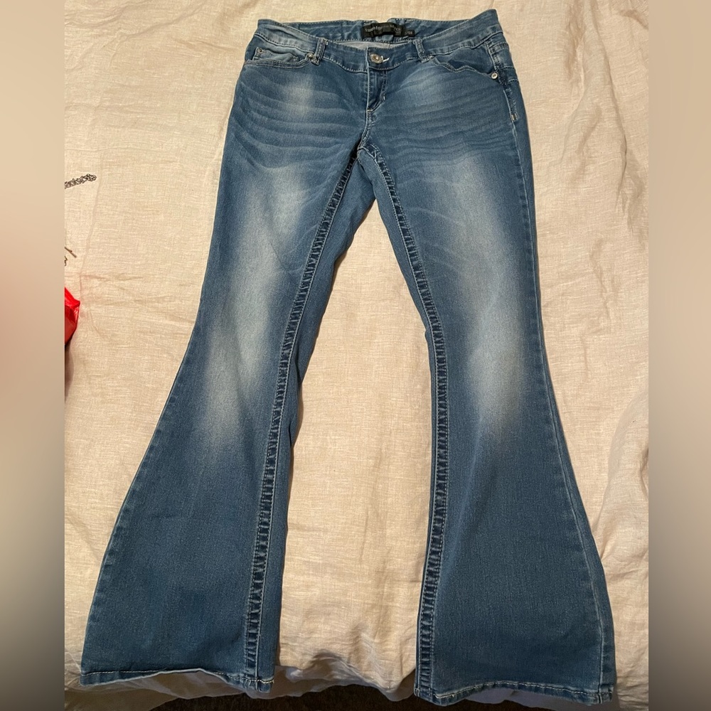 Twentyone Black Rue21 flare jeans zipper accent pocket
